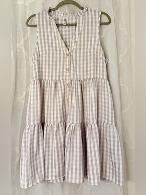 ePretty Gray White Gingham Tiered Mini Dress Size M